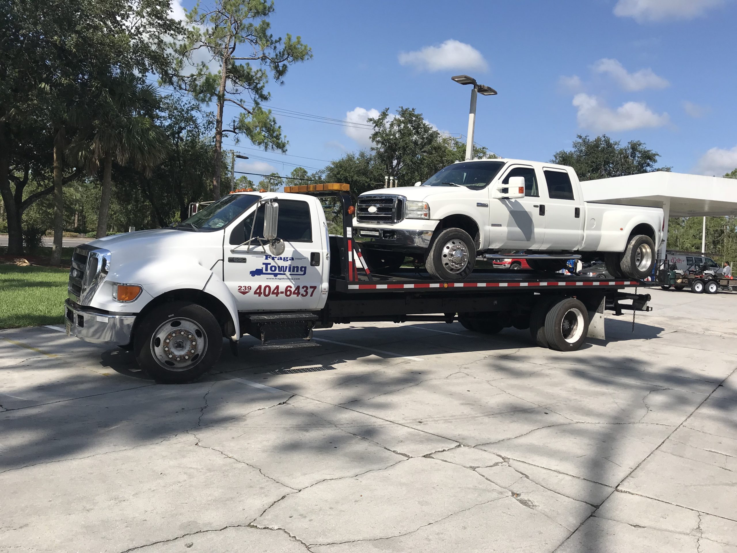Dually pickup transported on flatbed